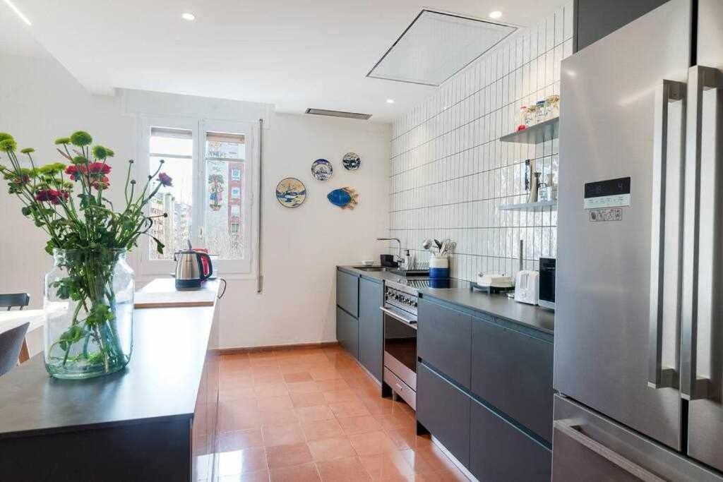 Appartement New Floor With A Lot Of Light & Aircon Gerona
