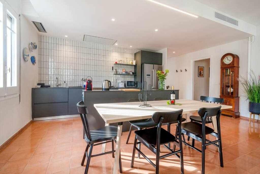 Appartement New Floor With A Lot Of Light & Aircon